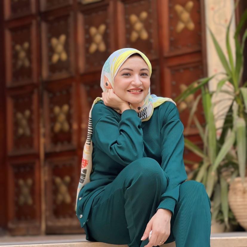 Portrait of Samira Hamza, Science Communication laureate