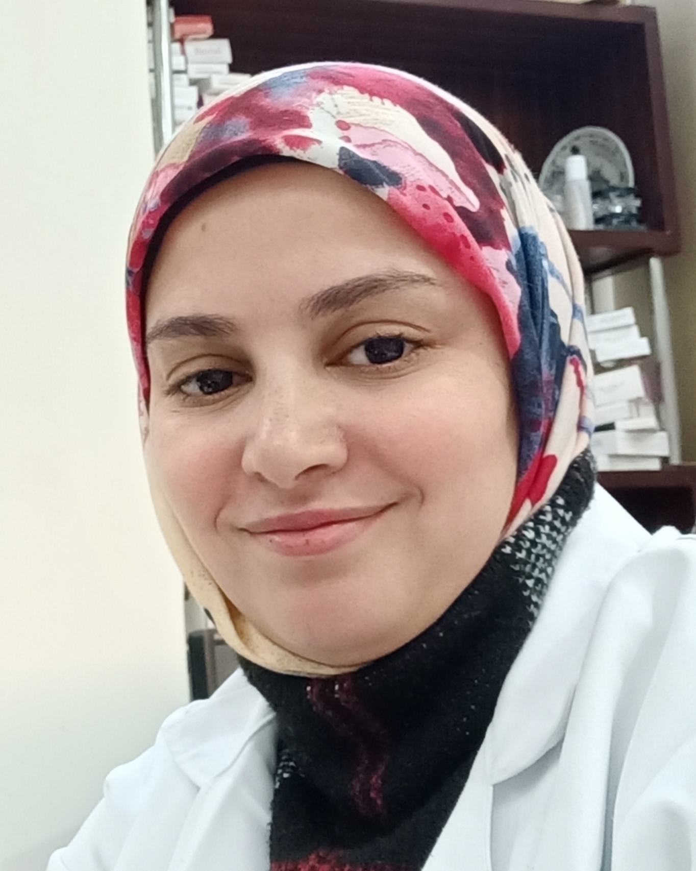 Portrait of Dr. Samar Tharwat, Medical Sciences laureate